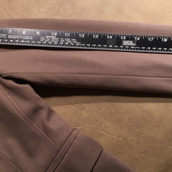 𝅺new YORK & COMPANY STRETCH Career Blazer Jacket, TAN, NWOT, Size 14 - Picture 5 of 9
